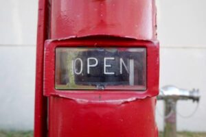 Close-up of a PIV viewing window showing the OPEN target