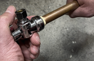 Push-to-Connect Toilet Water Shut Off Valves